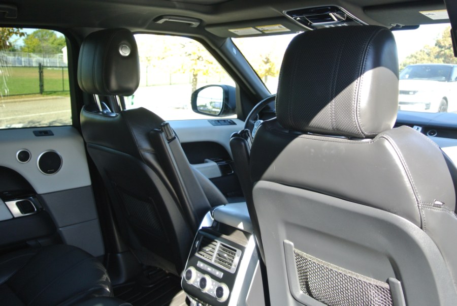 2016 Land Rover Range Rover Sport - $17,977
