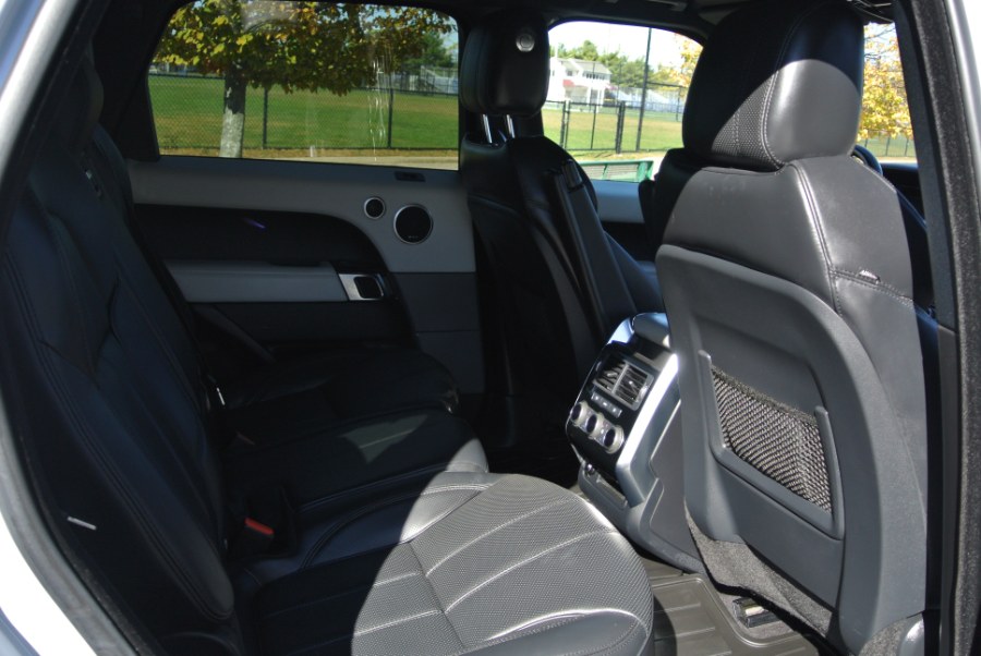 2016 Land Rover Range Rover Sport - $17,977