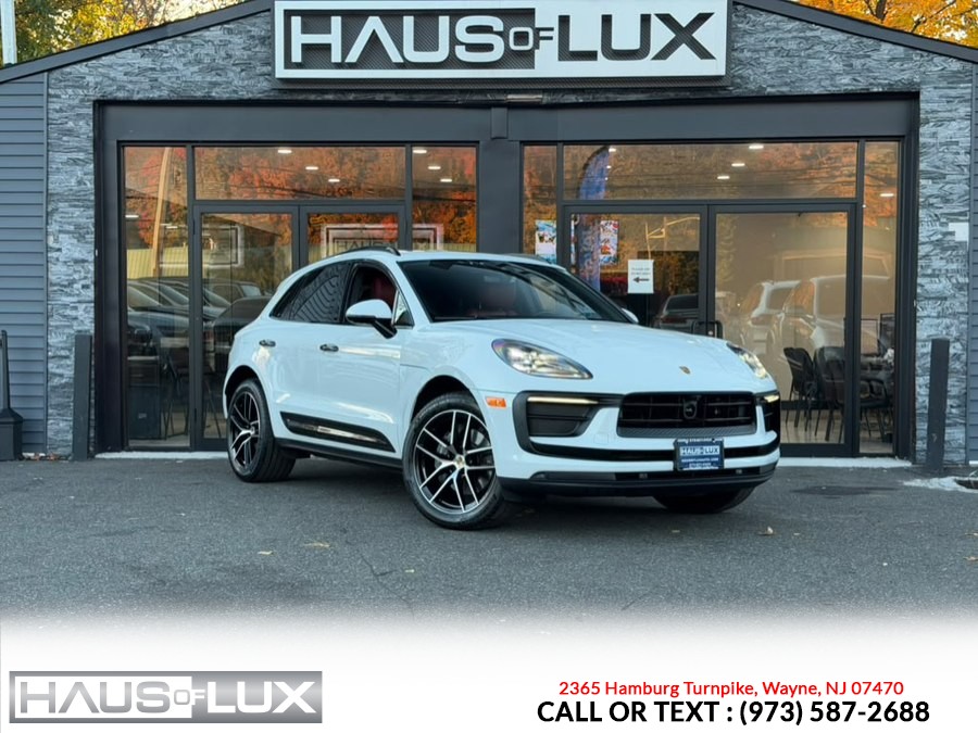 2023 Porsche Macan Macan / Macan T